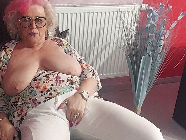 pure vicky Porno Video: Geil - Geil - Vicky!!! Wo sind die nächsten schwä**e???