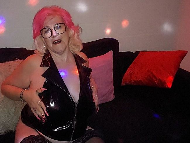 pure vicky Porno Video: Geile Lack Lady Vicky in der Cocktailbar