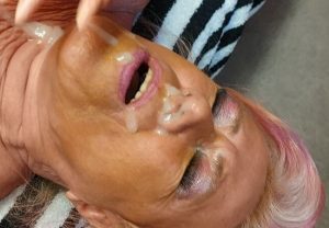 pure vicky Porno Video: Zum ersten Mal sper*a in die Nase gespri**t bekommen